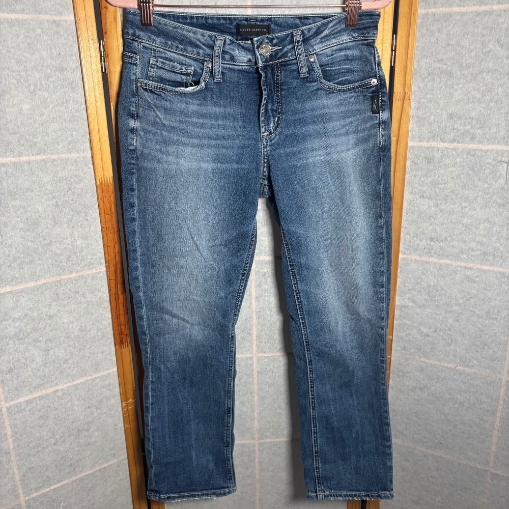 Silver Jeans Co Women's Elyse Capri 26W‎ / 23.5L Medium Wash Mid Rise